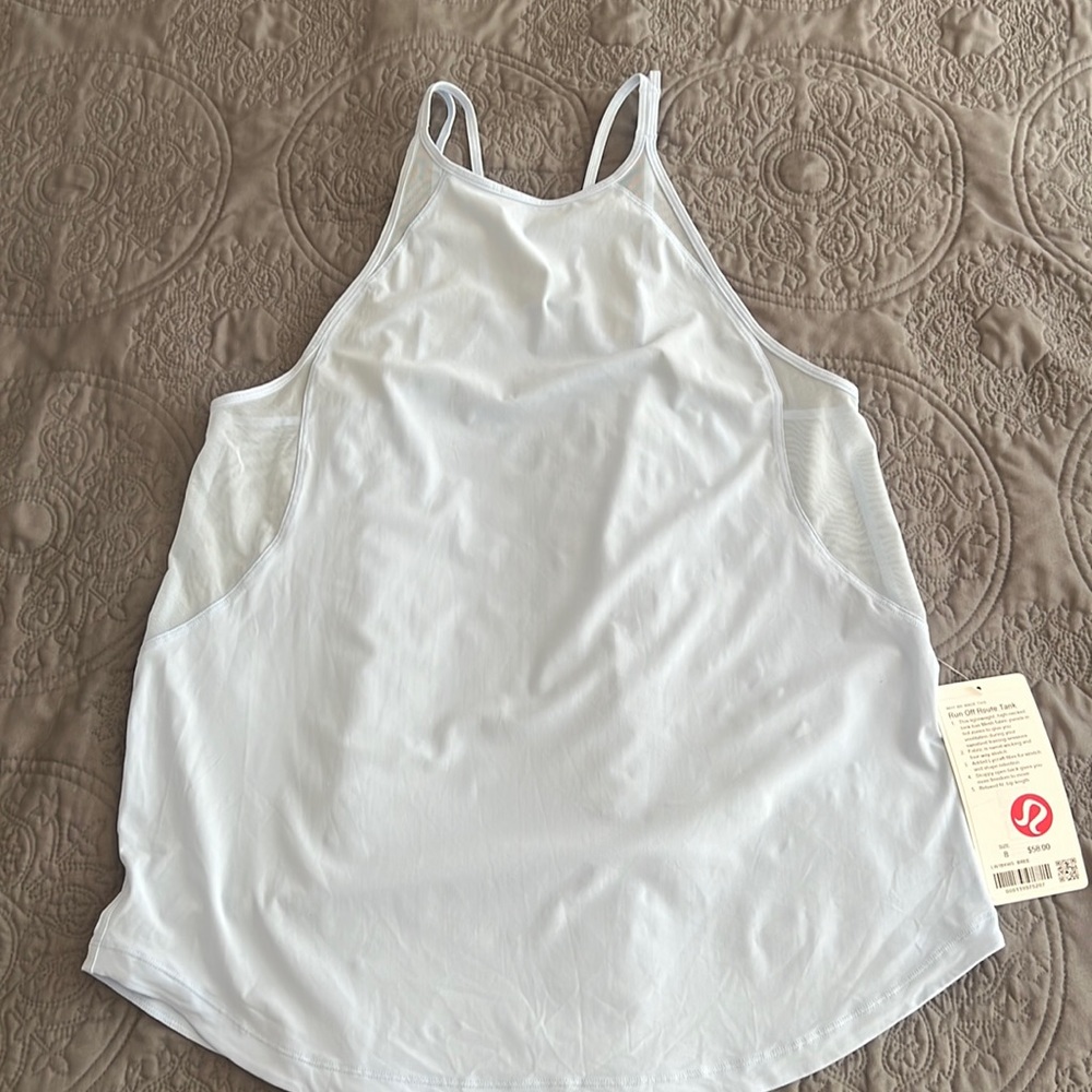 Lululemon Run Off Route tank NWT 8 light blue